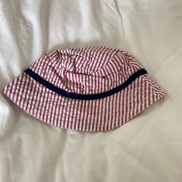 Little Me romper and hat - Picture 4 of 5